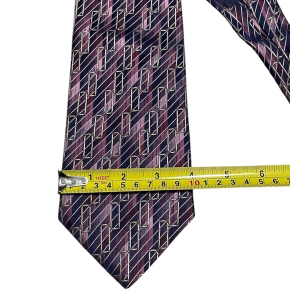 Lineage Tie - Picture 4 of 4